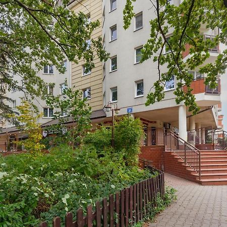 Cozy Apartment With Parking In Warsaw Ursus By Noclegi Renters Exterior foto
